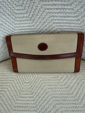 Vintage Dooney & Bourke Pebbled AWL Leather Trifold Kisslock Wallet